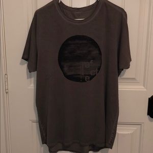 Lululemon Tee